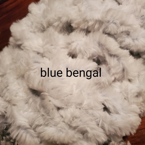 Handmade SOFTEST Faux Fur arm knit scarf!! - Picture 7 of 10